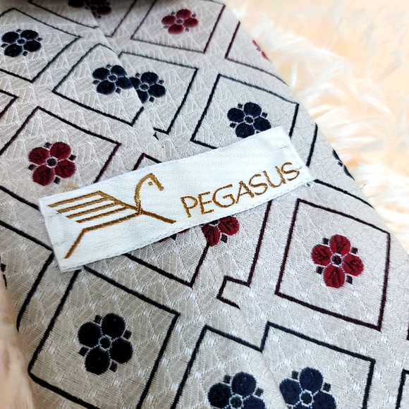Pegasus Vintage Necktie - Picture 3 of 6